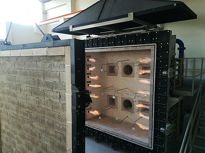 Vertical furnace